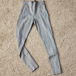 Gray Ankle Cropped High-Waisted Pants